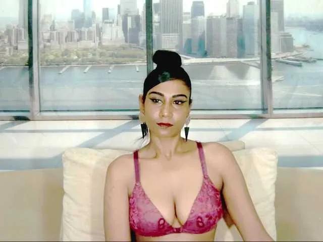 ErroticStarr on BongaCams 