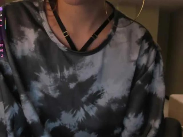 Freechat EsmeraldaGrace on BongaCams