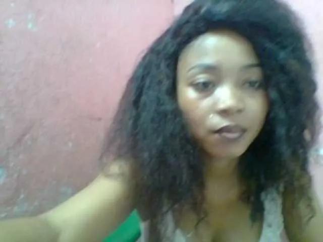 Estelahh on BongaCams 