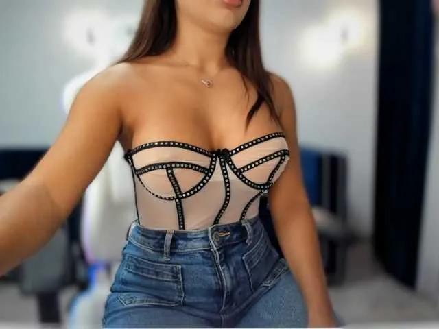 evellineeva1 — Hello, i like to feel the pleasure ,i would be happy to. feel how you make me cum squirt everyday.
