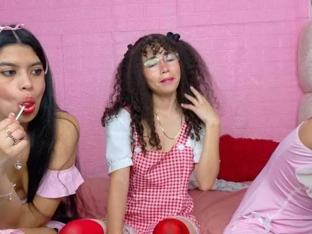 Offline farianaall on BongaCams