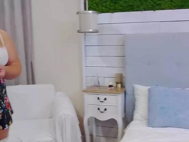 Offline FeliciaKrige on BongaCams