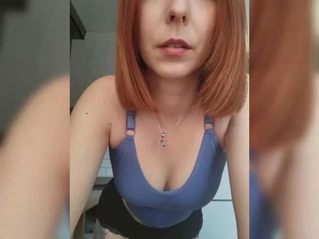 Offline Fina771 on BongaCams