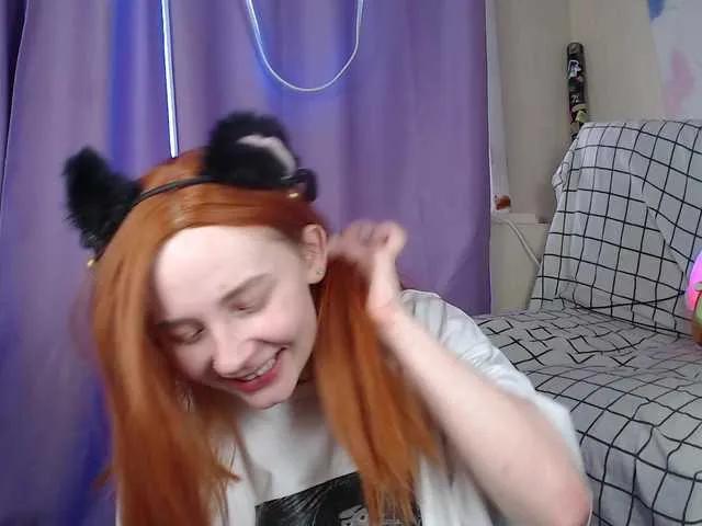 Freechat FlexxyLexy on BongaCams