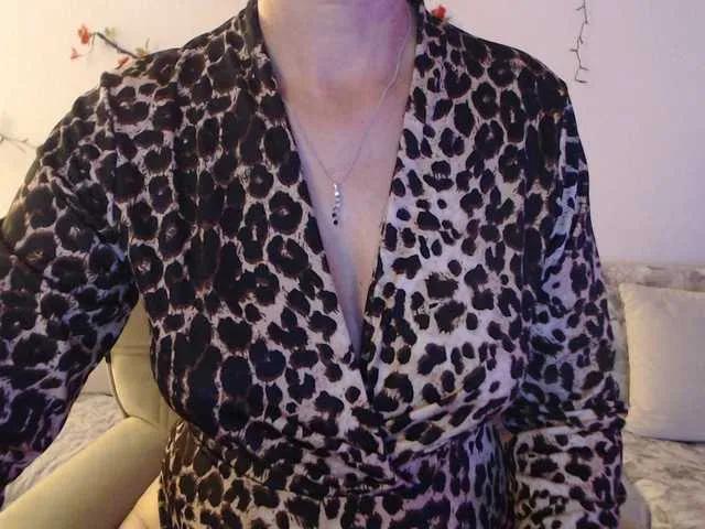 goodSnowQueen on BongaCams 