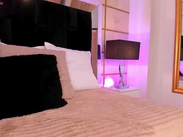 GretaVelvet on BongaCams