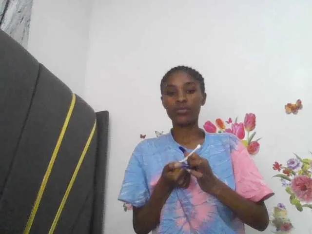 HappyLoverxo on BongaCams 