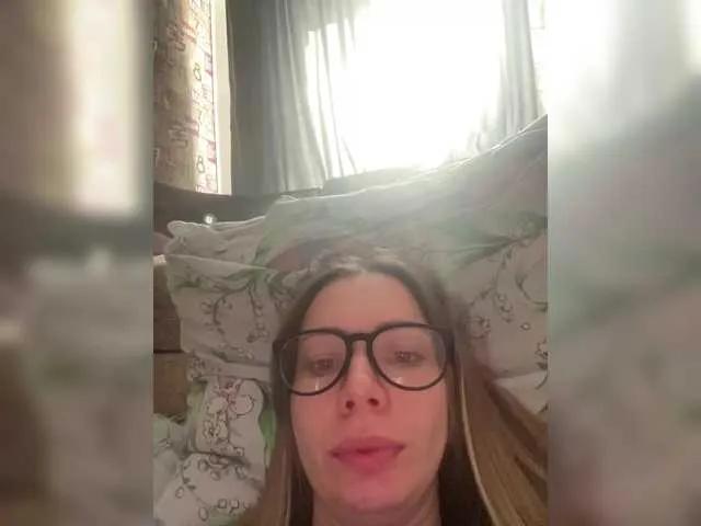 Freechat Hmura24 on BongaCams