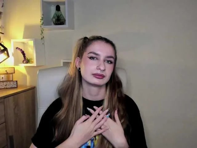 Freechat HotNina19 on BongaCams