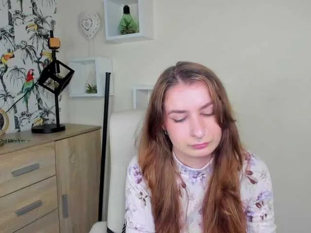 Freechat HotNina19 on BongaCams