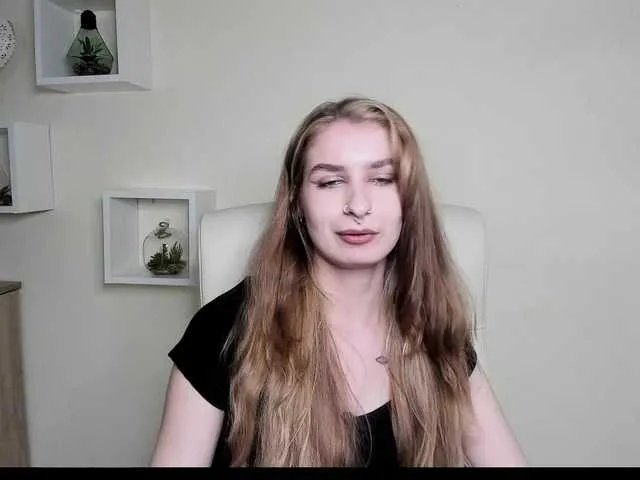 Freechat HotNina19 on BongaCams