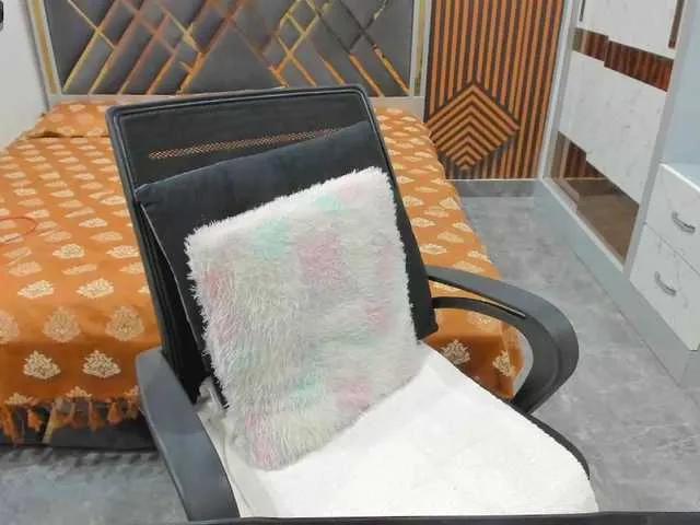 Indiankitty11 on BongaCams 