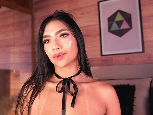 Freechat IzzyWild on BongaCams