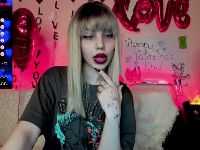 Offline juli-jam on BongaCams