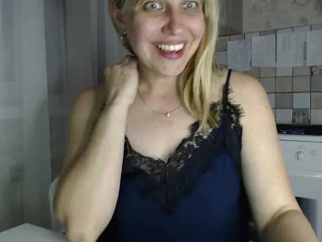 Freechat Karmella on BongaCams