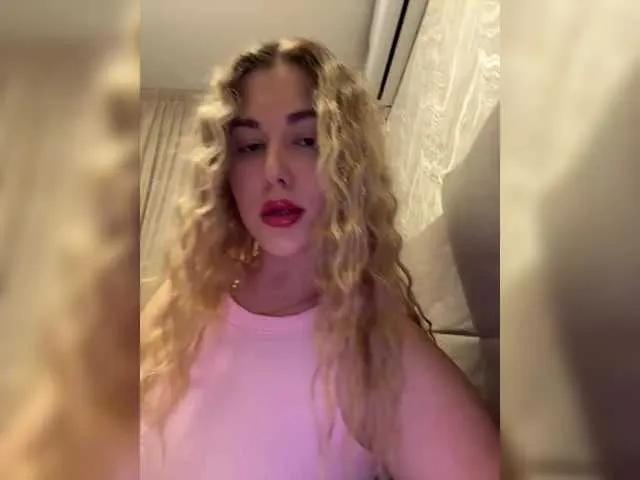 Offline KateMid on BongaCams