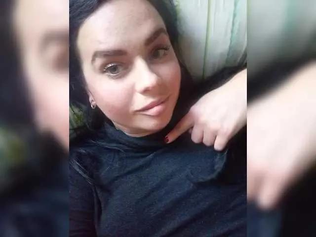 Offline Kattselur17322 on BongaCams