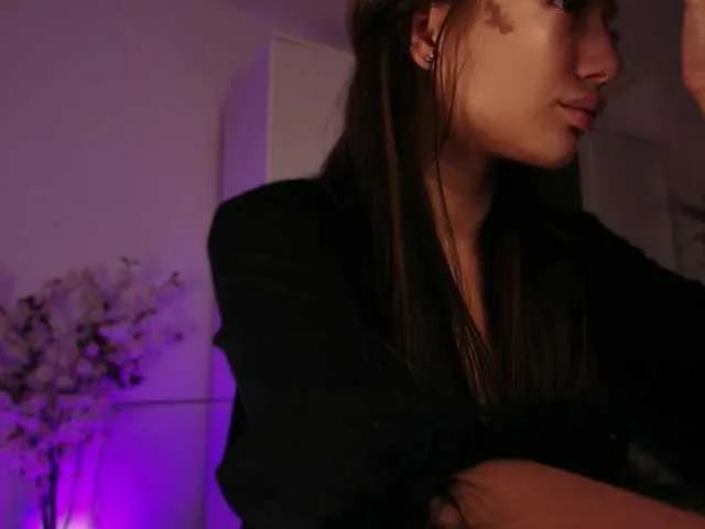 Offline kaylalaine1 on BongaCams