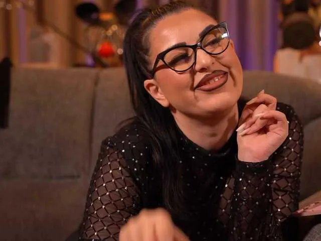 KellyKent — I dominate, train and give instructions. Words don't get my attention #mistress #smoke #femdom #findom #bigboobs #fetish #dom #bdsm #goddess #tattoo #strapon #brunette #leather