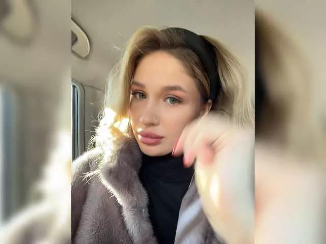 KettyPretty25 on BongaCams 