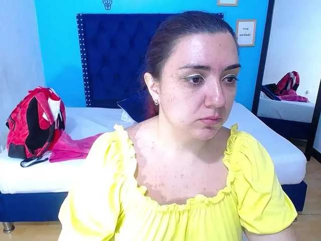 kinky-redhead18 on BongaCams 