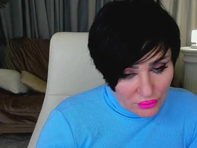 Freechat KiraTempt on BongaCams