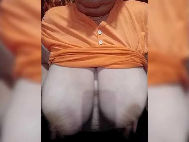 Offline KristinaExcite on BongaCams