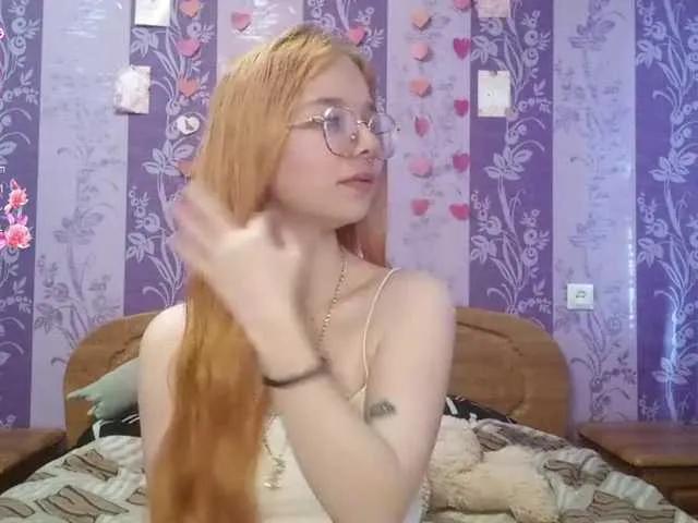 Offline LeonaZdenek on BongaCams