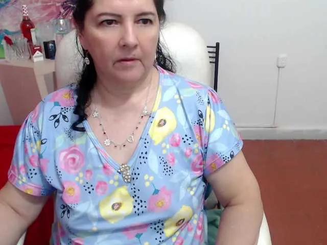 Freechat leonela on BongaCams