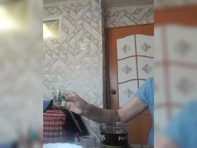 Offline LikaBest on BongaCams