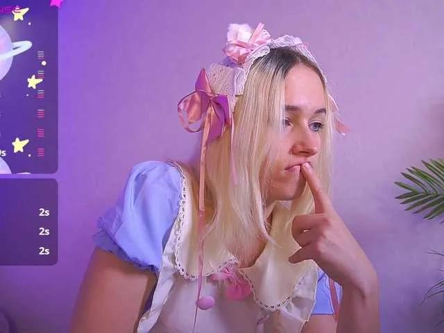 LilElfie on BongaCams 