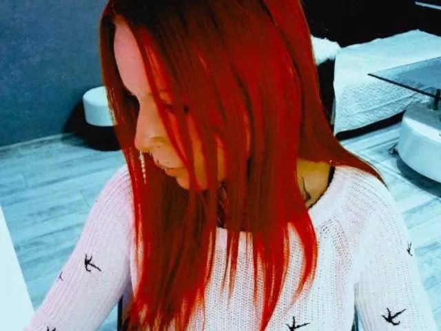 Freechat LisaModel on BongaCams