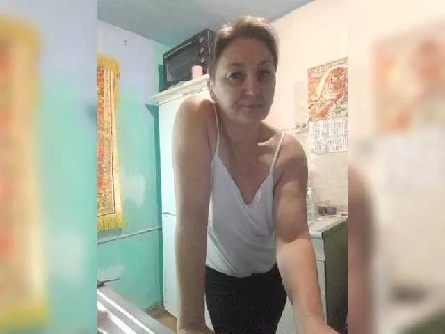 Offline LizaLuxer on BongaCams