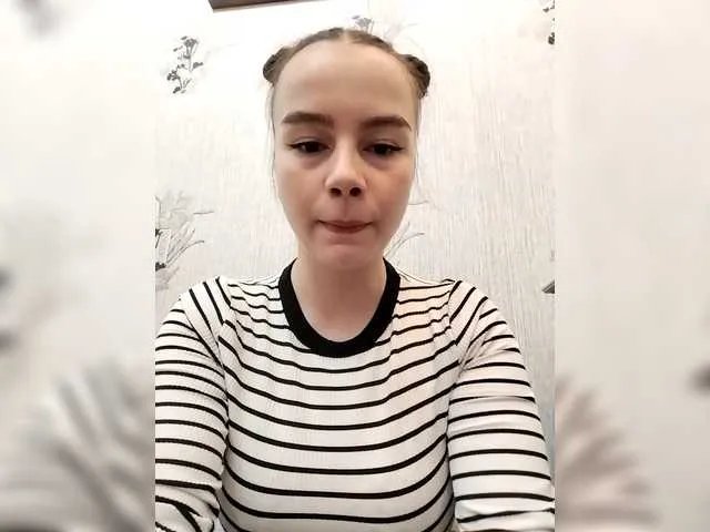 Freechat Lona-S on BongaCams