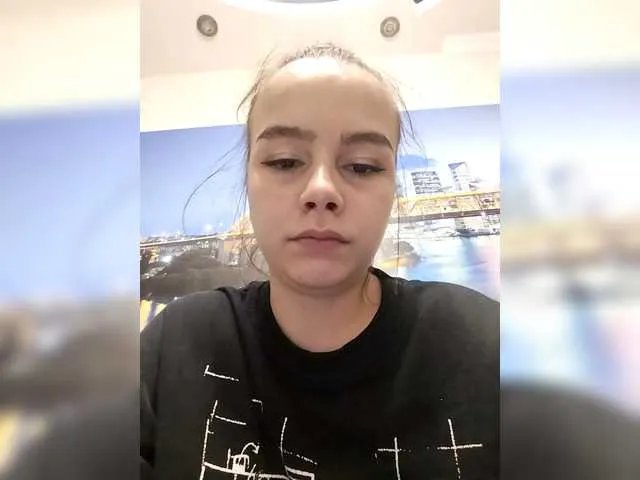 Freechat Lona-S on BongaCams