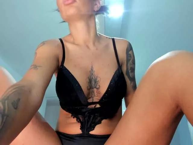 Freechat LovellyEmma on BongaCams