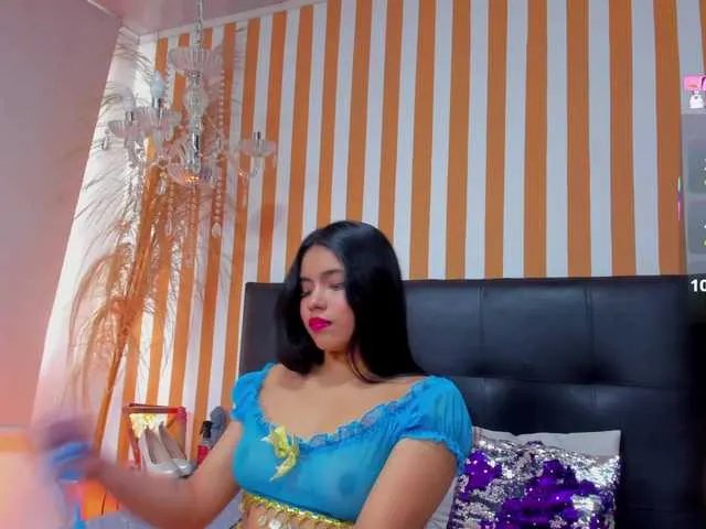 LunaToledo — " I put my ass in the foreground and I hit it strong @total 100   #AssPlay #SpankMe"   