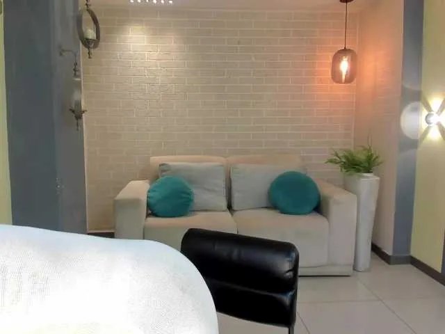 Freechat MadisonKane on BongaCams