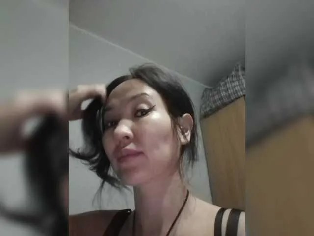 Freechat Manamy on BongaCams