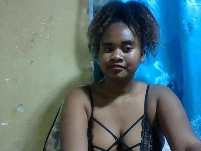 Offline Marie121 on BongaCams