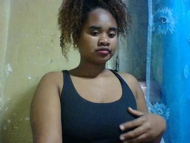 Offline Marie121 on BongaCams