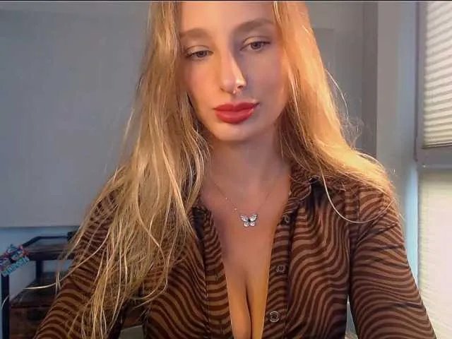 Freechat MarilynShow on BongaCams