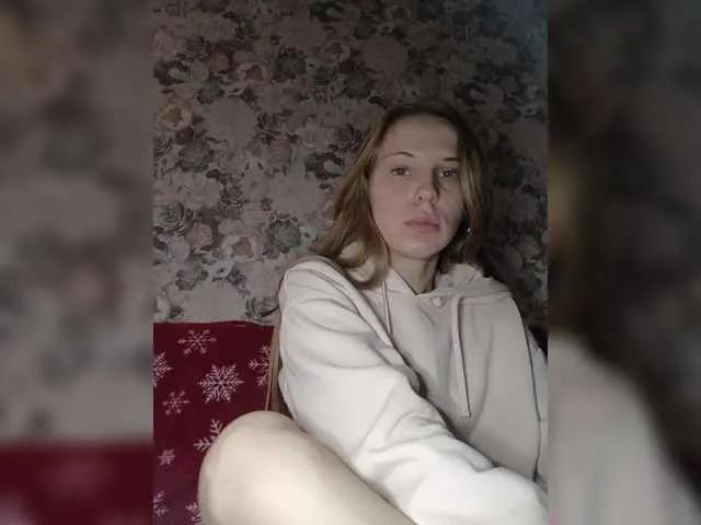 Offline Marina-9819 on BongaCams