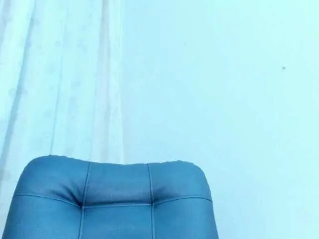 Freechat Melody-Megann on BongaCams