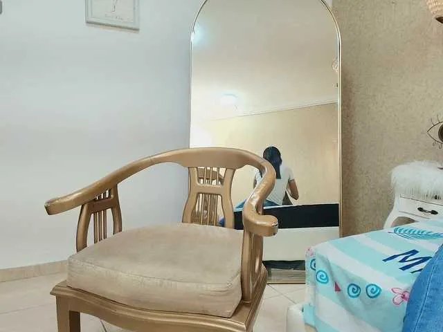 Miladiosa — I WANNA A GIFT TODAY, I WANNA PLAY WITH YOU 