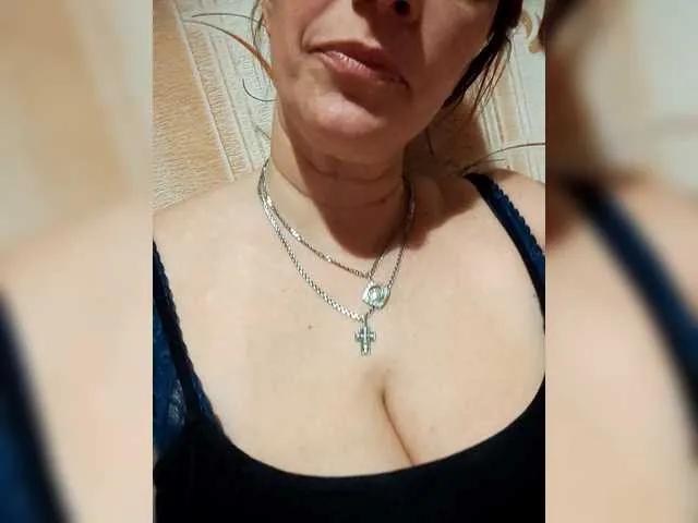 Offline MissieLorrie on BongaCams