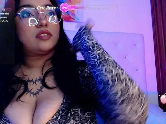 Freechat mollycurvyhot on BongaCams