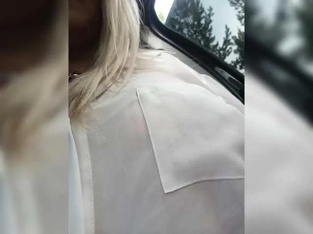 Freechat MurkaLux on BongaCams