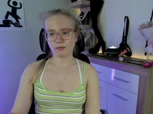 Freechat NancyErotic on BongaCams