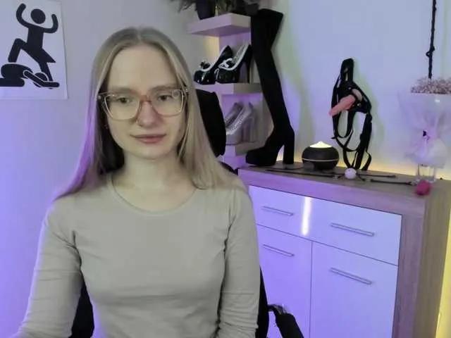 Freechat NancyErotic on BongaCams